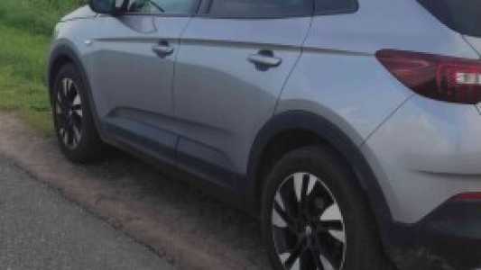 Opel Grandland X I, 2019, пробег 191000 км Opel Grandland X I, 2019, пробег 191000 км