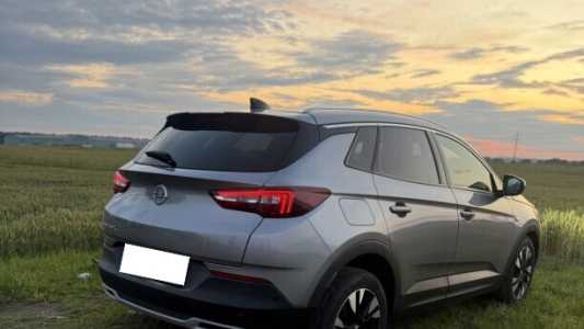 Opel Grandland X I, 2020, пробег 105000 км Opel Grandland X I, 2020, пробег 105000 км