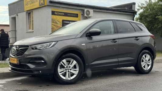 Opel Grandland X I, 2020, пробег 186000 км Opel Grandland X I, 2020, пробег 186000 км