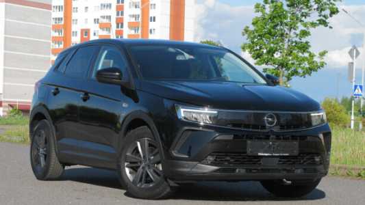 Opel Grandland X I Рестайлинг, 2022, пробег 105000 км Opel Grandland X I Рестайлинг, 2022, пробег 105000 км