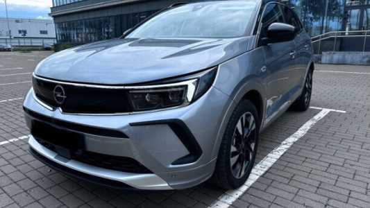 Opel Grandland X I Рестайлинг, 2022, пробег 135000 км Opel Grandland X I Рестайлинг, 2022, пробег 135000 км