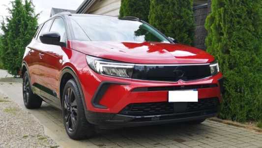 Opel Grandland X I Рестайлинг, 2022, пробег 98500 км Opel Grandland X I Рестайлинг, 2022, пробег 98500 км
