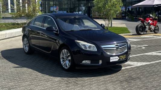 Opel Insignia I