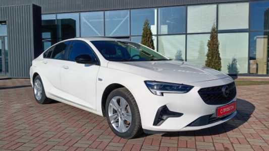 Opel Insignia II Рестайлинг, 2020, пробег 154081 км Opel Insignia II Рестайлинг, 2020, пробег 154081 км