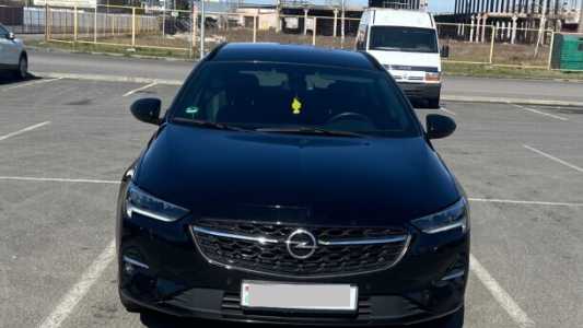 Opel Insignia II Рестайлинг, 2020, пробег 80000 км Opel Insignia II Рестайлинг, 2020, пробег 80000 км