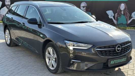 Opel Insignia II Рестайлинг, 2021, пробег 116000 км Opel Insignia II Рестайлинг, 2021, пробег 116000 км