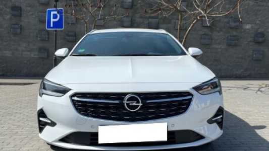 Opel Insignia II Рестайлинг, 2021, пробег 146000 км Opel Insignia II Рестайлинг, 2021, пробег 146000 км