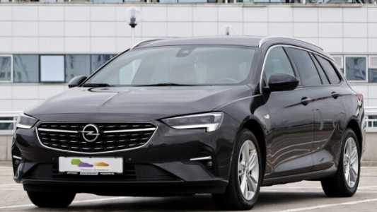 Opel Insignia II Рестайлинг, 2022, пробег 159000 км Opel Insignia II Рестайлинг, 2022, пробег 159000 км