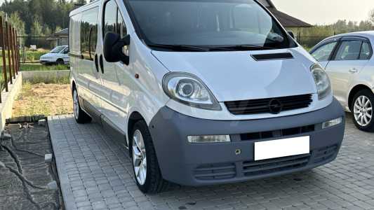 Opel Vivaro I