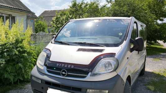 Opel Vivaro I