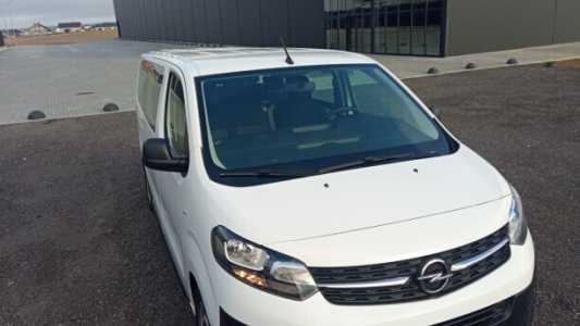 Opel Vivaro III, 2020, пробег 168159 км Opel Vivaro III, 2020, пробег 168159 км