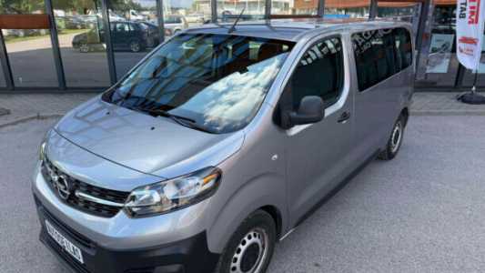 Opel Vivaro III, 2021, пробег 168000 км Opel Vivaro III, 2021, пробег 168000 км