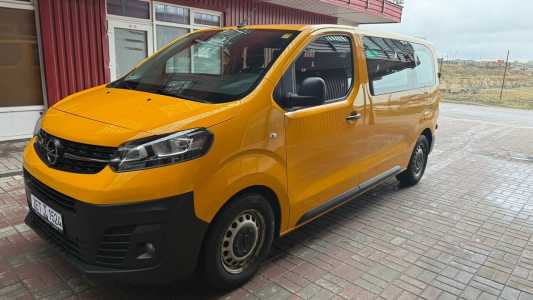 Opel Vivaro III