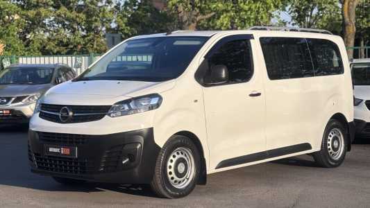 Opel Vivaro III