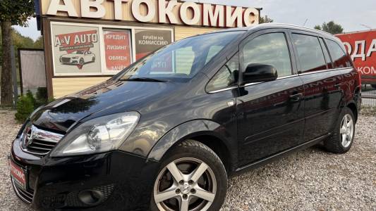 Opel Zafira B Рестайлинг