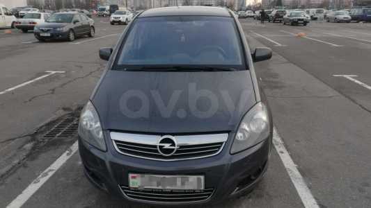 Opel Zafira B Рестайлинг