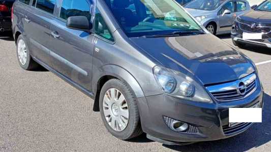 Opel Zafira B Рестайлинг