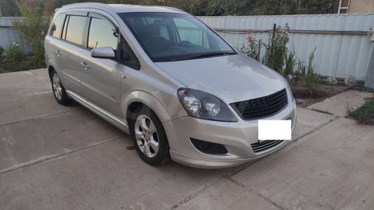 Opel Zafira B Рестайлинг