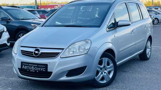 Opel Zafira B Рестайлинг