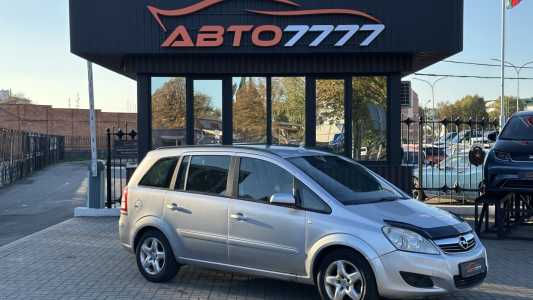 Opel Zafira B Рестайлинг