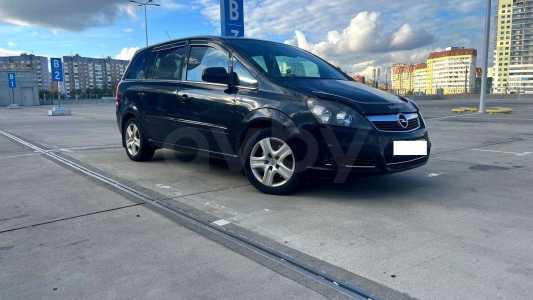 Opel Zafira B Рестайлинг