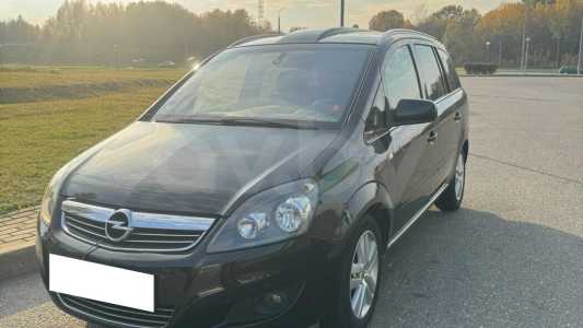 Opel Zafira B Рестайлинг