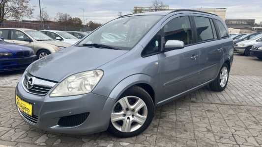 Opel Zafira B Рестайлинг