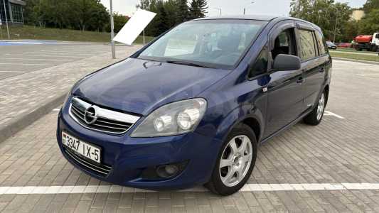 Opel Zafira B Рестайлинг