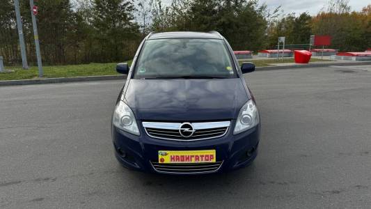 Opel Zafira B Рестайлинг