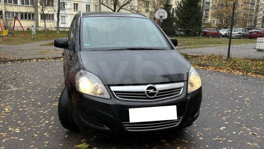 Opel Zafira B Рестайлинг