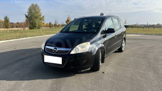 Opel Zafira B Рестайлинг