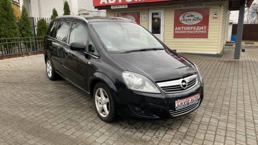 Opel Zafira B Рестайлинг