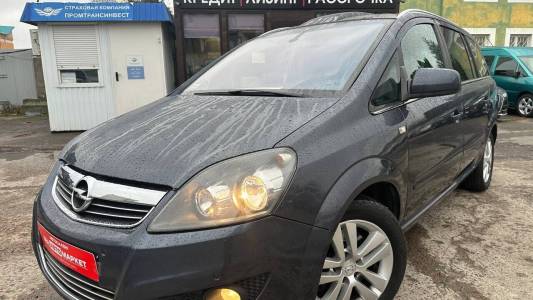 Opel Zafira B Рестайлинг