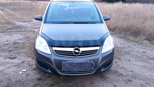 Opel Zafira B Рестайлинг