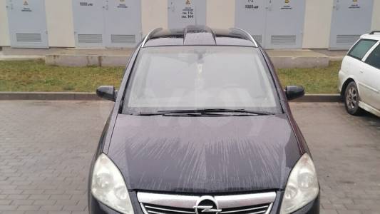 Opel Zafira B Рестайлинг