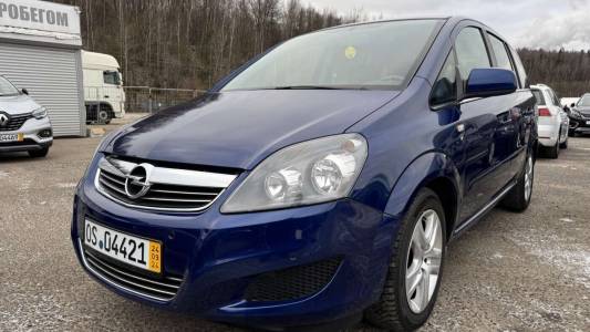 Opel Zafira B Рестайлинг