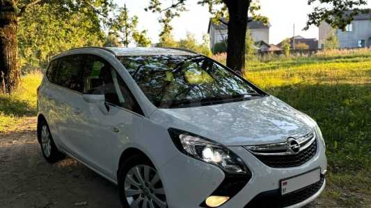 Opel Zafira C