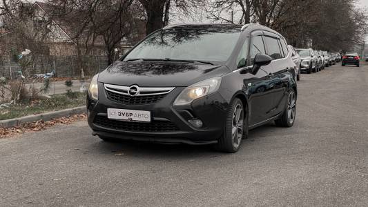 Opel Zafira C