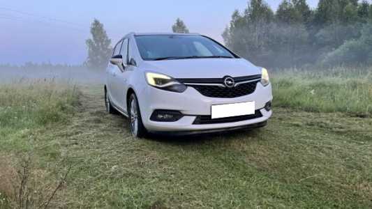 Opel Zafira C  Рестайлинг, 2017, пробег 245000 км