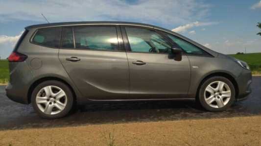 Opel Zafira C  Рестайлинг, 2018, пробег 245000 км
