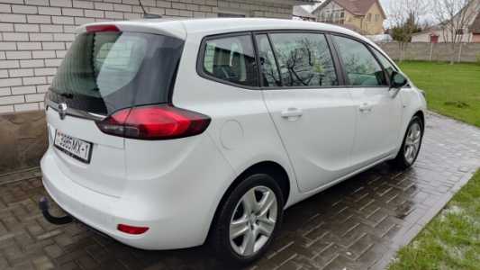 Opel Zafira C Рестайлинг, 2018, пробег 95000 км Opel Zafira C Рестайлинг, 2018, пробег 95000 км