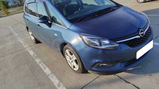 Opel Zafira C Рестайлинг