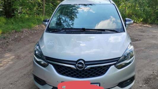 Opel Zafira C Рестайлинг