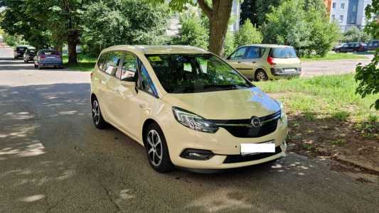 Opel Zafira C Рестайлинг