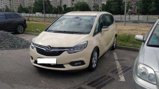 Opel Zafira C Рестайлинг