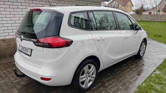 Opel Zafira C Рестайлинг