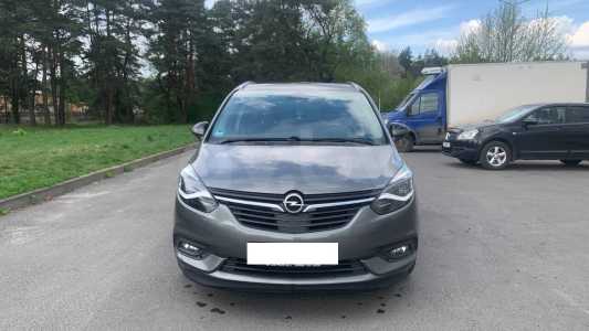 Opel Zafira C Рестайлинг