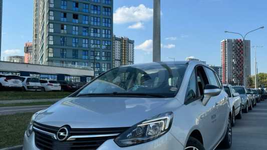 Opel Zafira C Рестайлинг