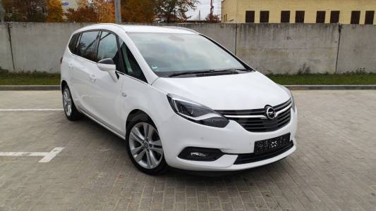 Opel Zafira C Рестайлинг