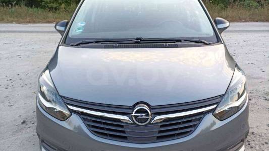 Opel Zafira C Рестайлинг